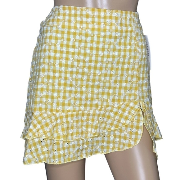 Kirious yellow checkered mini skirt floral NWT small - Picture 1 of 6